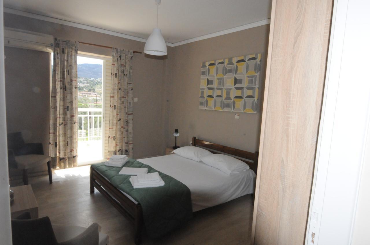 Kinetta Apartments Ájoi Apósztoli Kültér fotó