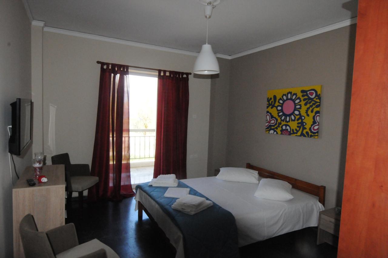 Kinetta Apartments Ájoi Apósztoli Kültér fotó