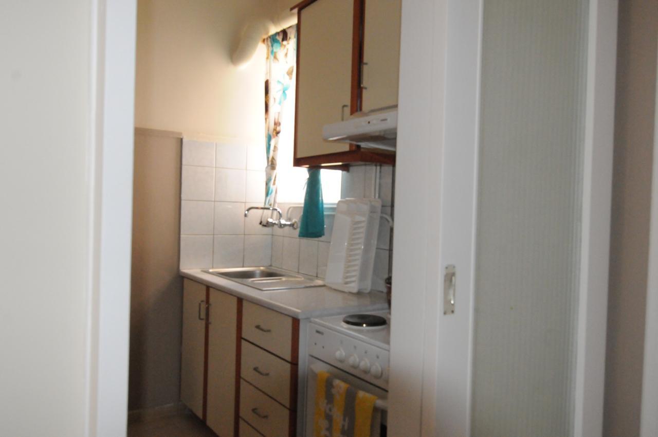 Kinetta Apartments Ájoi Apósztoli Kültér fotó