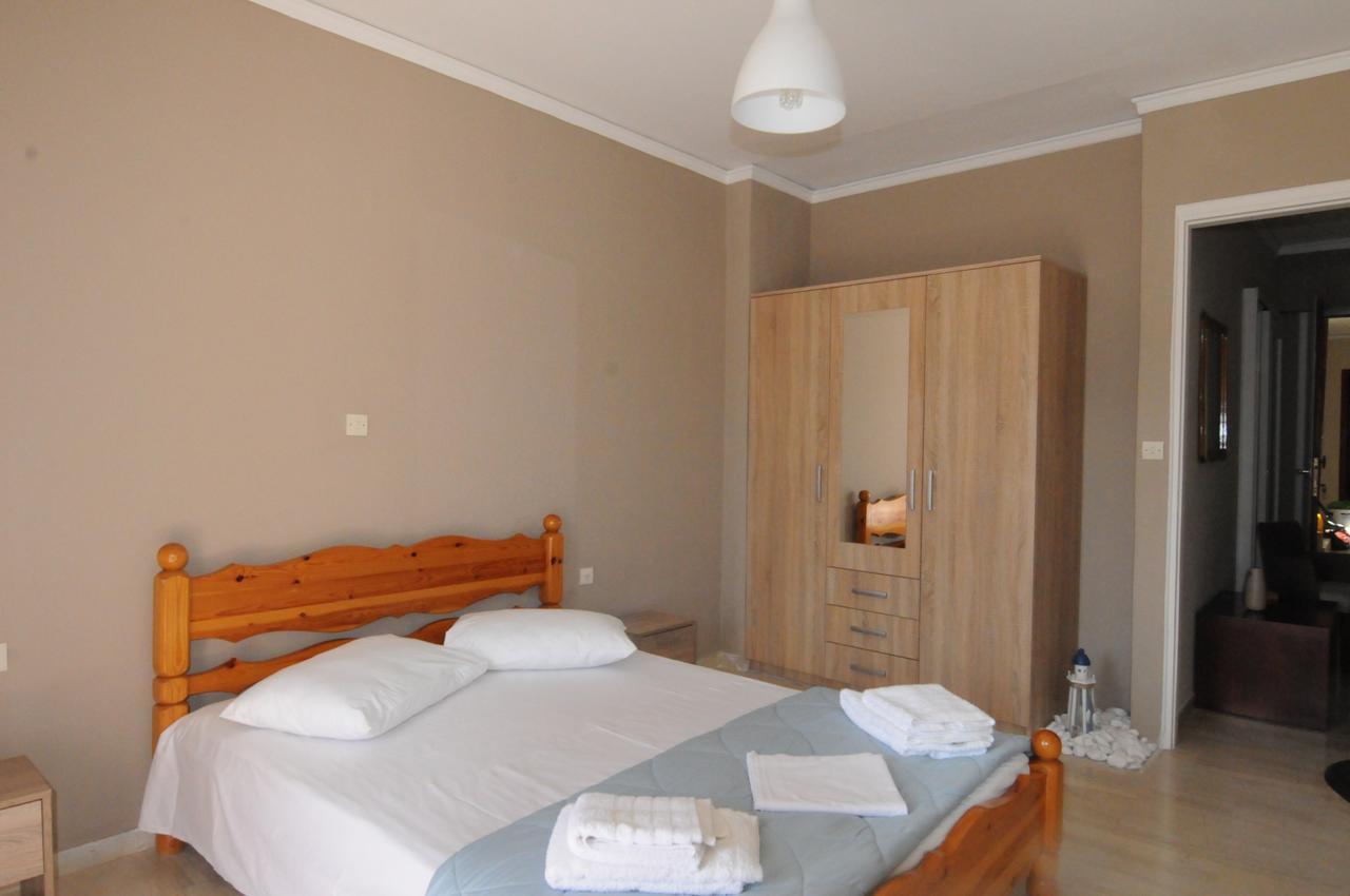 Kinetta Apartments Ájoi Apósztoli Kültér fotó