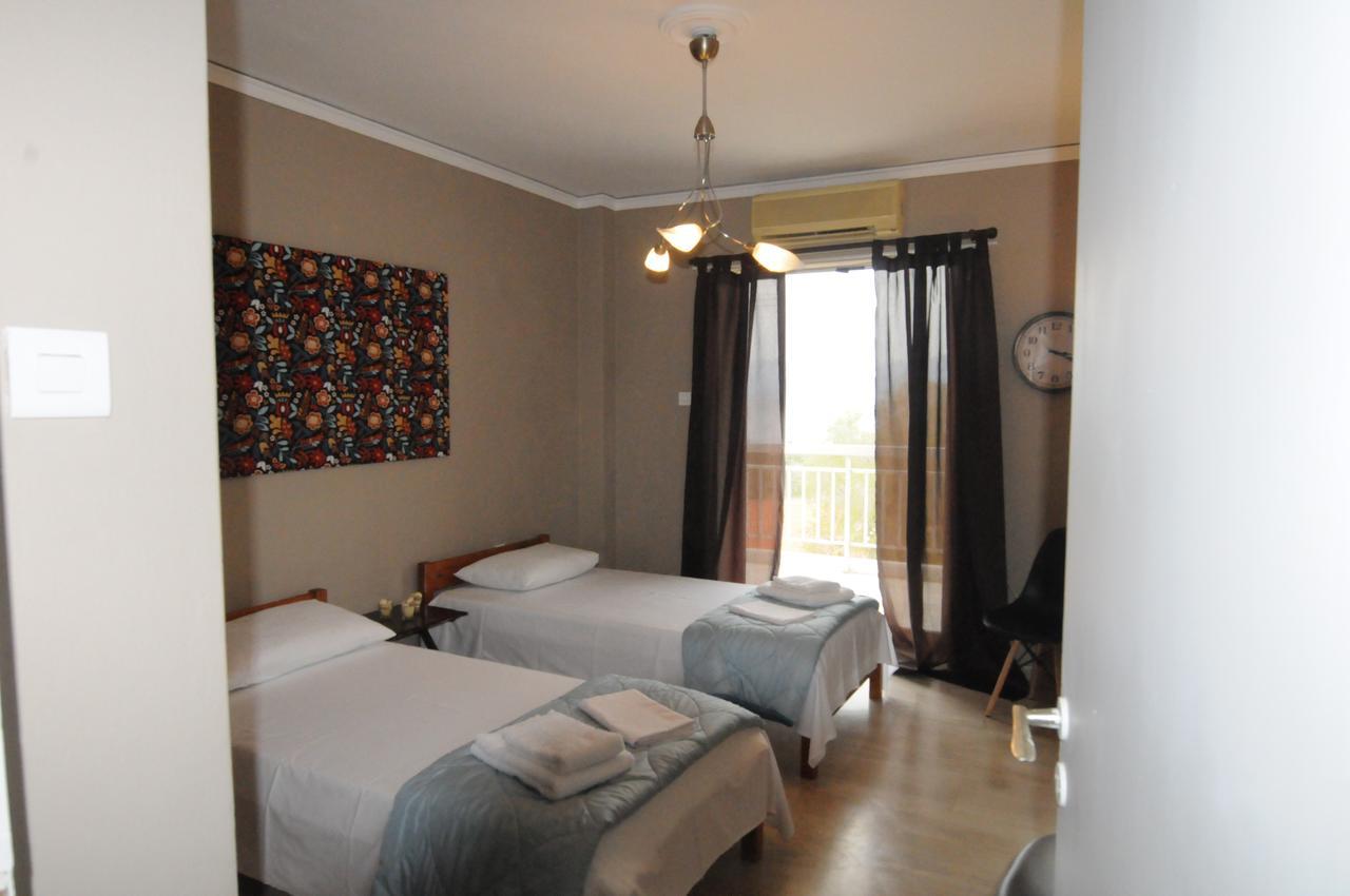 Kinetta Apartments Ájoi Apósztoli Kültér fotó